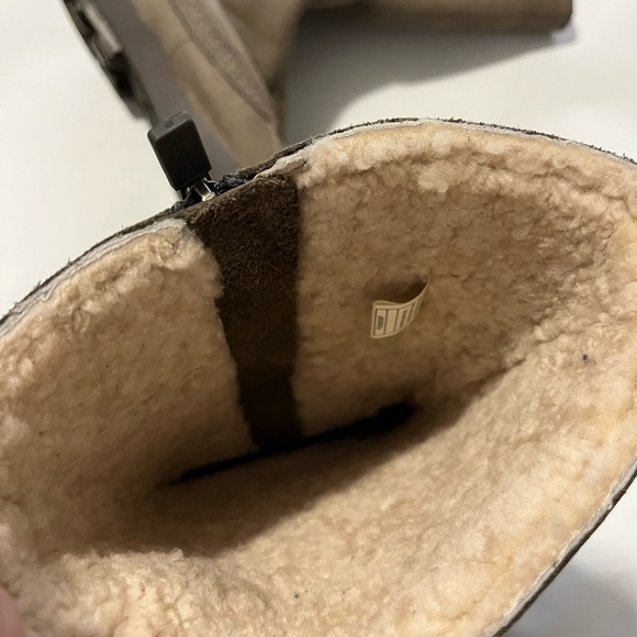 Ugh Bellfair All Weather Boots Sz Women’s 11 - Picture 3 of 8